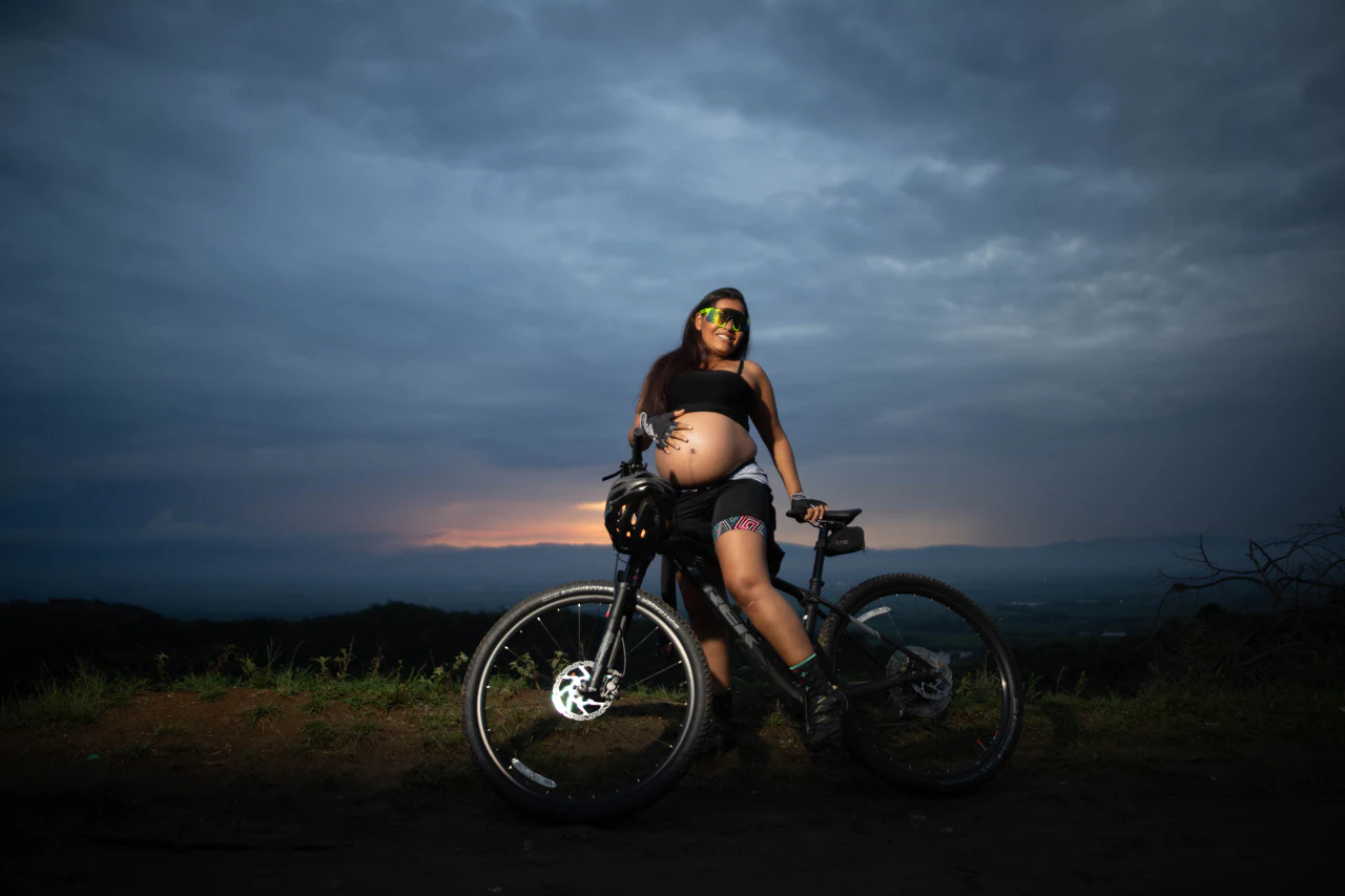 Fotografía de embarazo por Jorge Bejarano